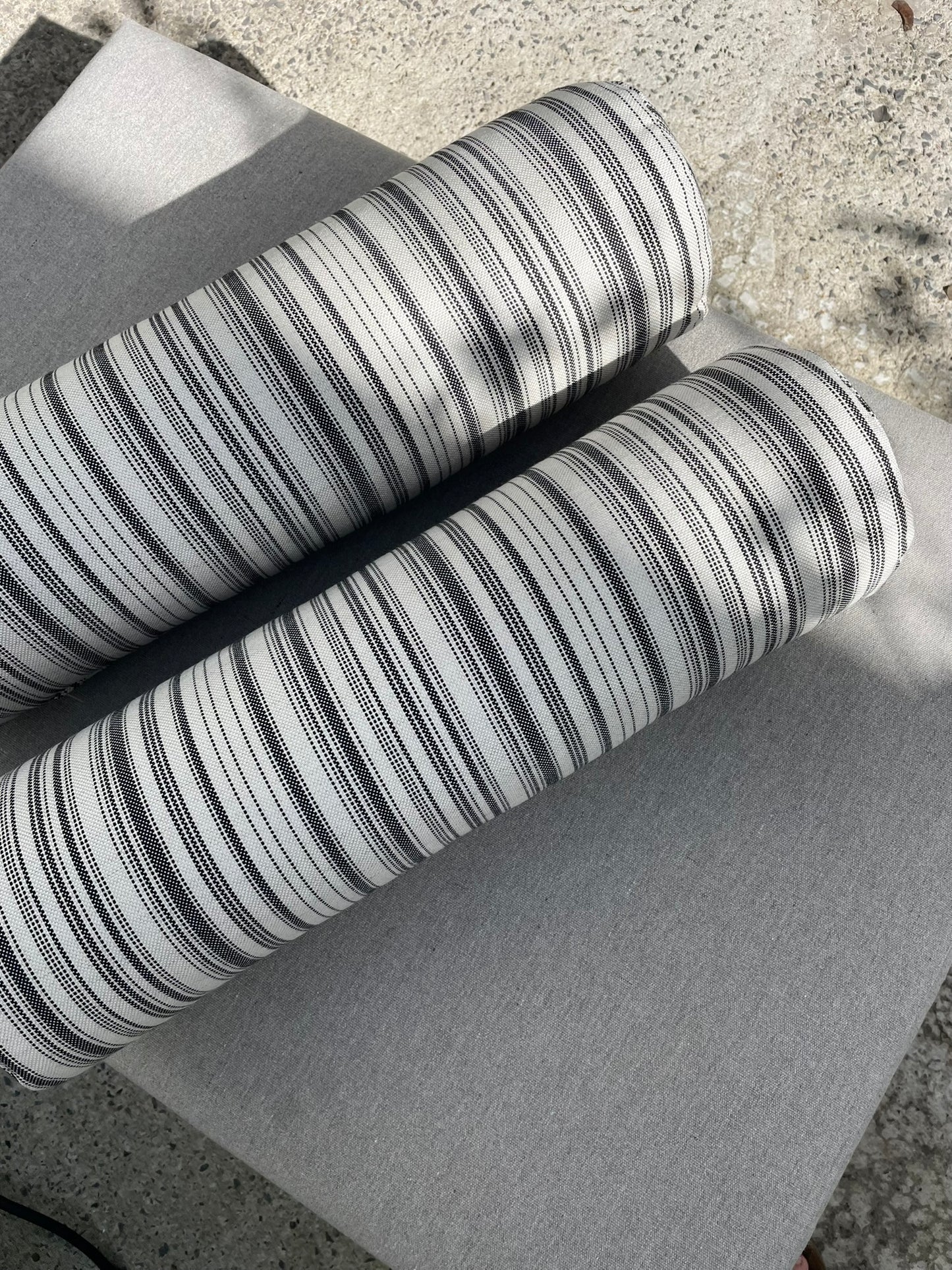 Rolkussentjes grey stripe